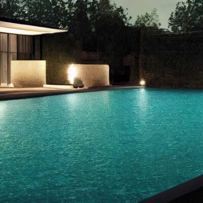 Swimming Pool House in Garden Reading